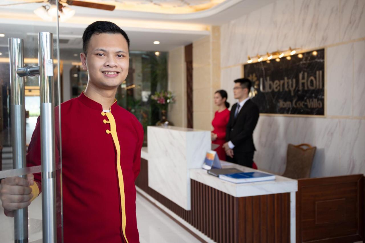 Liberty Hall Tam Coc Hotel & Villa ニンビン エクステリア 写真