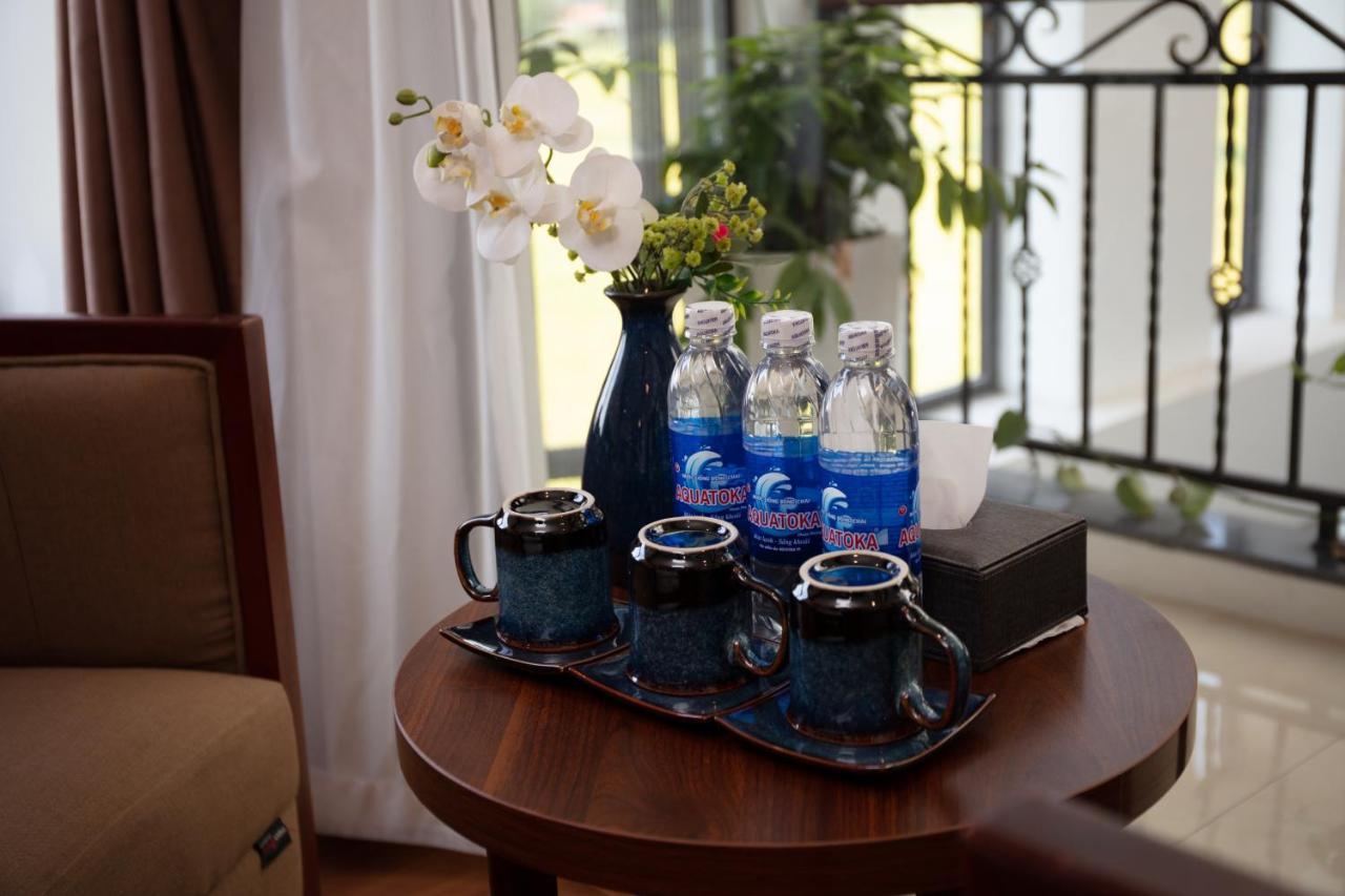 Liberty Hall Tam Coc Hotel & Villa ニンビン エクステリア 写真