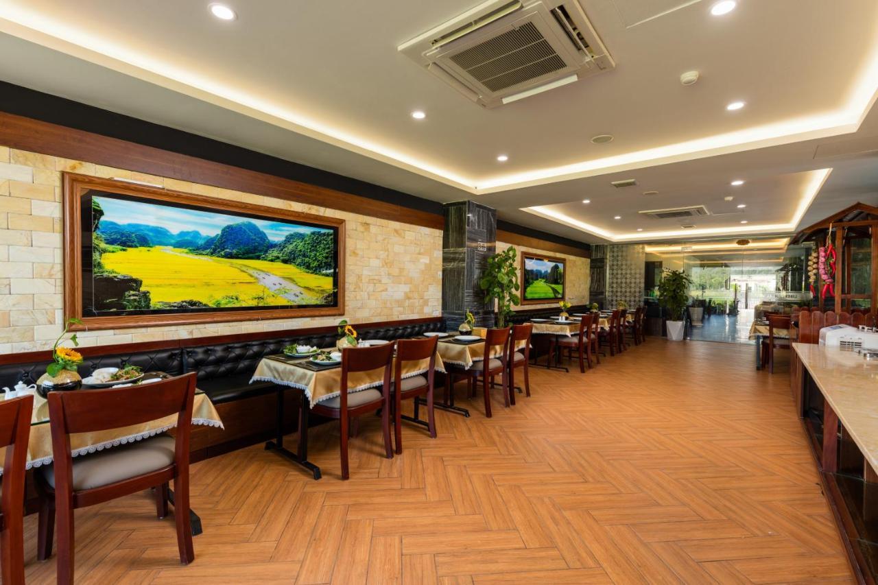 Liberty Hall Tam Coc Hotel & Villa ニンビン エクステリア 写真