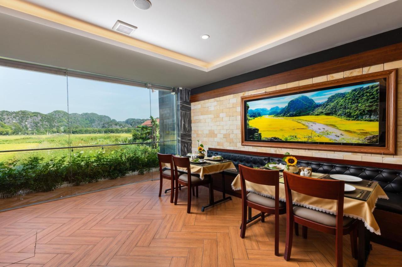Liberty Hall Tam Coc Hotel & Villa ニンビン エクステリア 写真