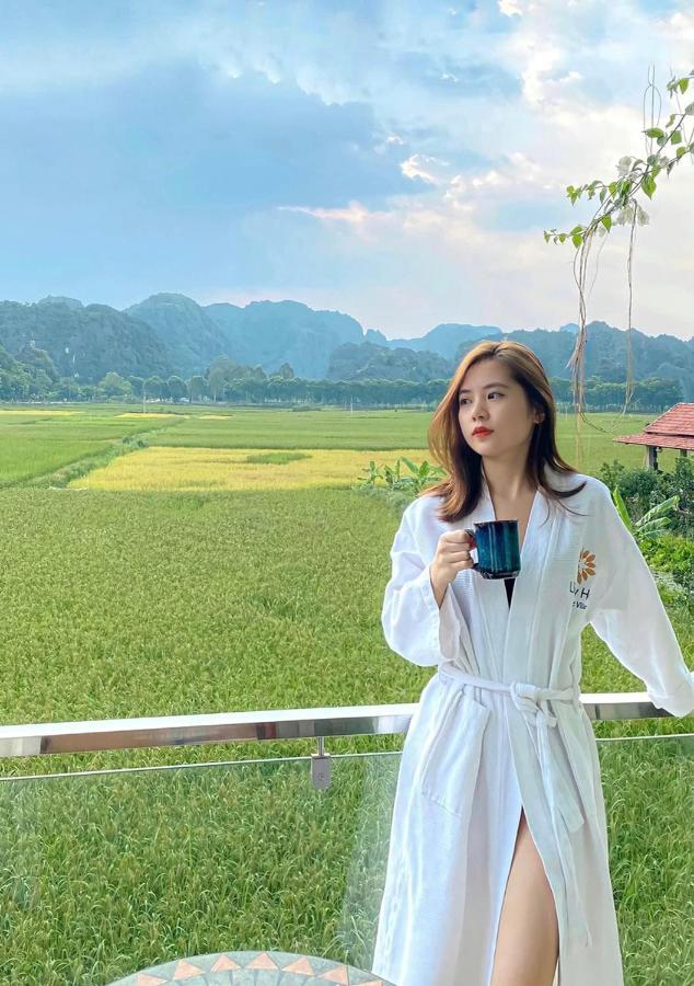 Liberty Hall Tam Coc Hotel & Villa ニンビン エクステリア 写真